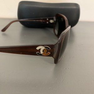 Chanel Brown Tortoise Square Sunglasses